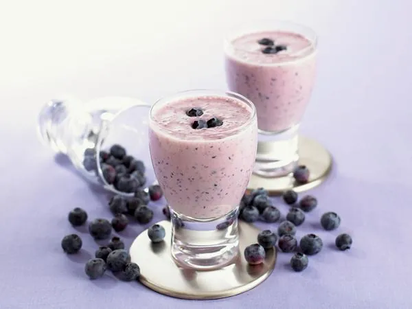 green-tea-blueberry-banana