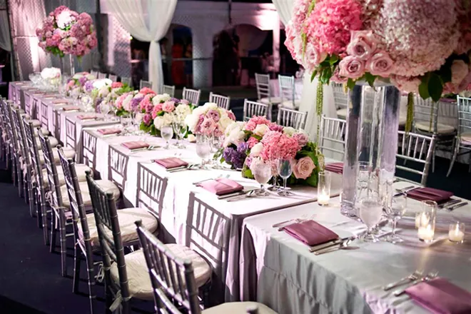 wedding-reception-decor-long-table-tablescape-centerpieces-modern-romance-glampinkpurplewedding-28