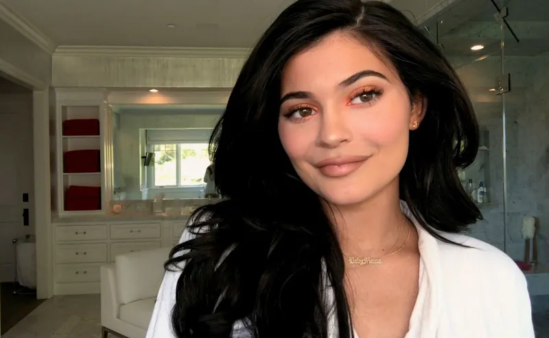 Kylie Jenner makeup