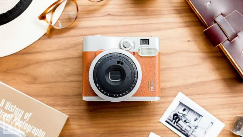 Instax Mini header