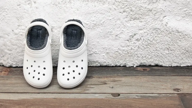 Crocs Classic Lined Clog Collection