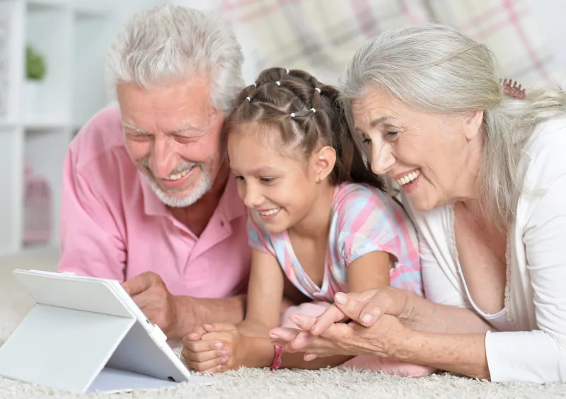 Grandparents smartphone