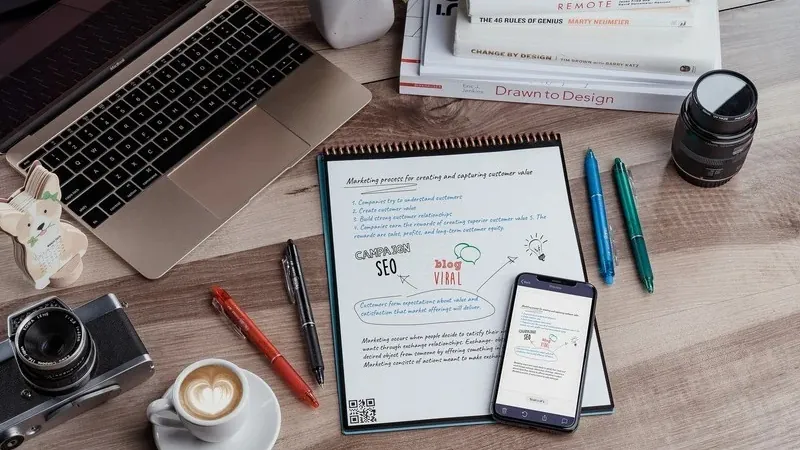 Rocketbook Bluetooth smart pen and notebook set