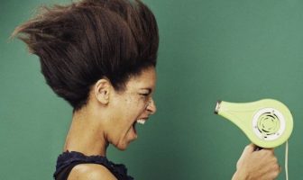 5-mistakes-youre-making-while-bloe-drying-your-hair