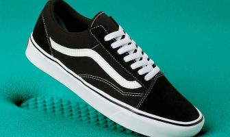 VANS-Comfycrush-Era