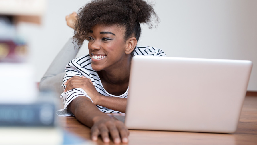 Top 3: Best Laptops for Students - On Check by PriceCheck