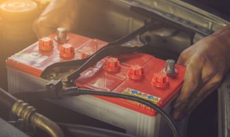 5 Tips to Help Your Car Battery Weather the Winter Cold