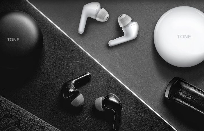 LG Tone Free FN7 earbuds