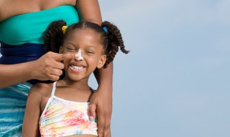 How to Reduce Sun Damage While Enjoying the Summer Sun sun damage