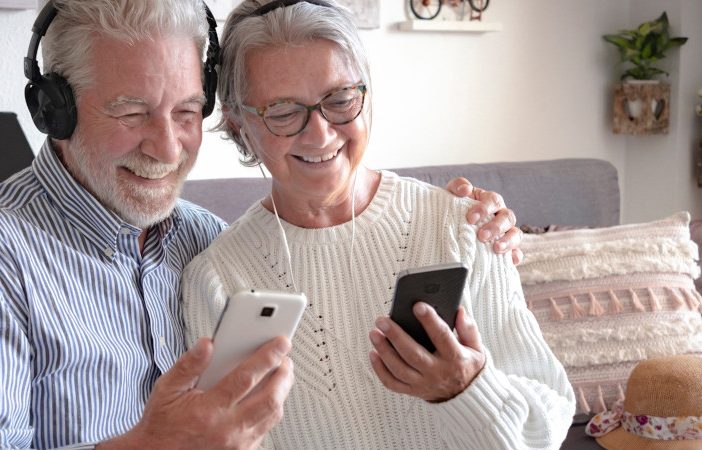 Grandparents smartphone