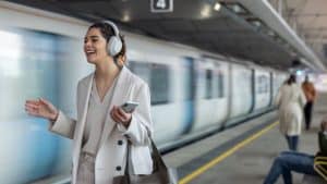 Sony WH-1000XM5 Noise-Cancelling Headphones