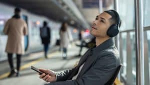 Sony WH-1000XM5 Noise-Cancelling Headphones