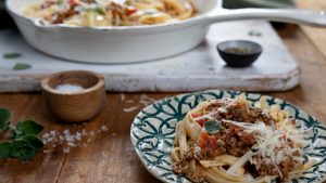 Spaghetti Bolognese with Fry’s Pea-Protein Mince 