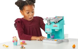 Super Colourful Play-Doh Café Playset